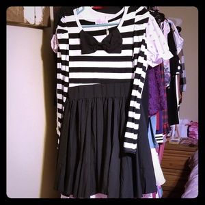 NWT Tres Chic! B&W Striped Top Dress w Bow